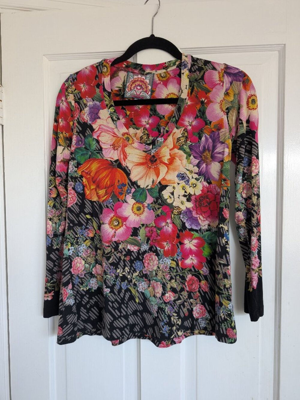 Johnny Was Floral V-Neck Long Sleeve Top Black and Pink Size XS